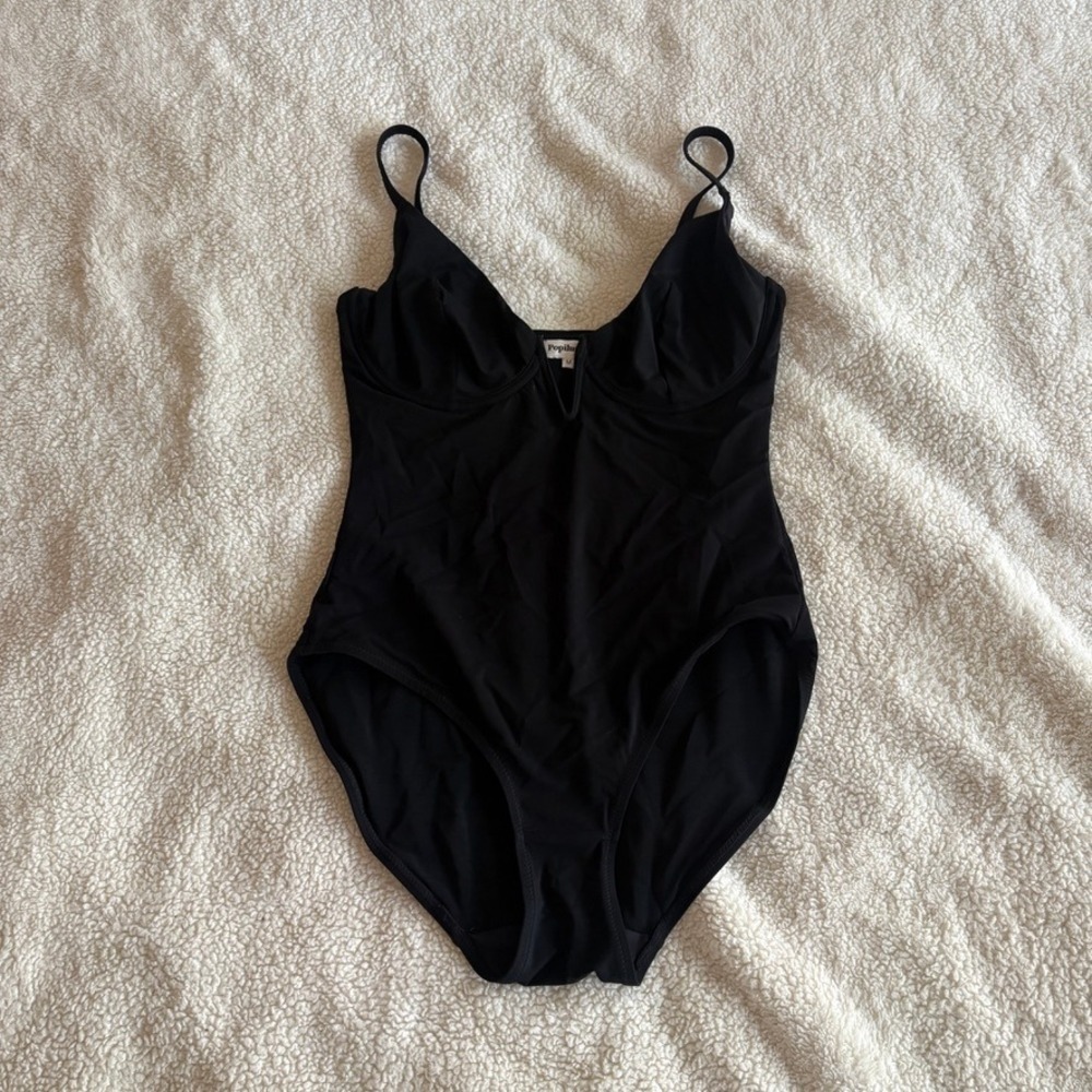 Popilush Black Underwire Deep V-Neck Bodysuit Adjustable Straps Size Medium